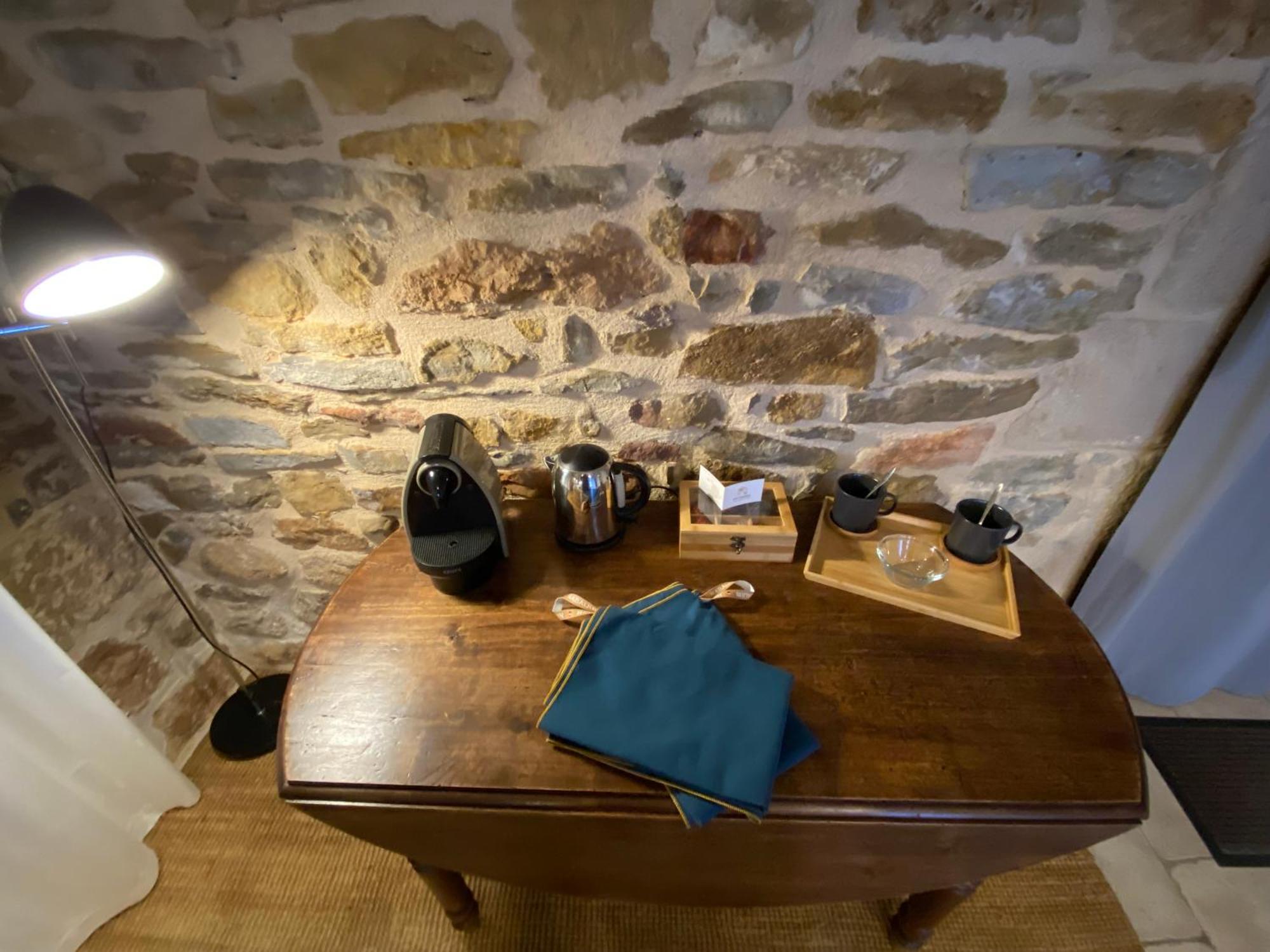 Les Caselles, Gite Et Maison D'Hotes Saint-Beauzely Bagian luar foto