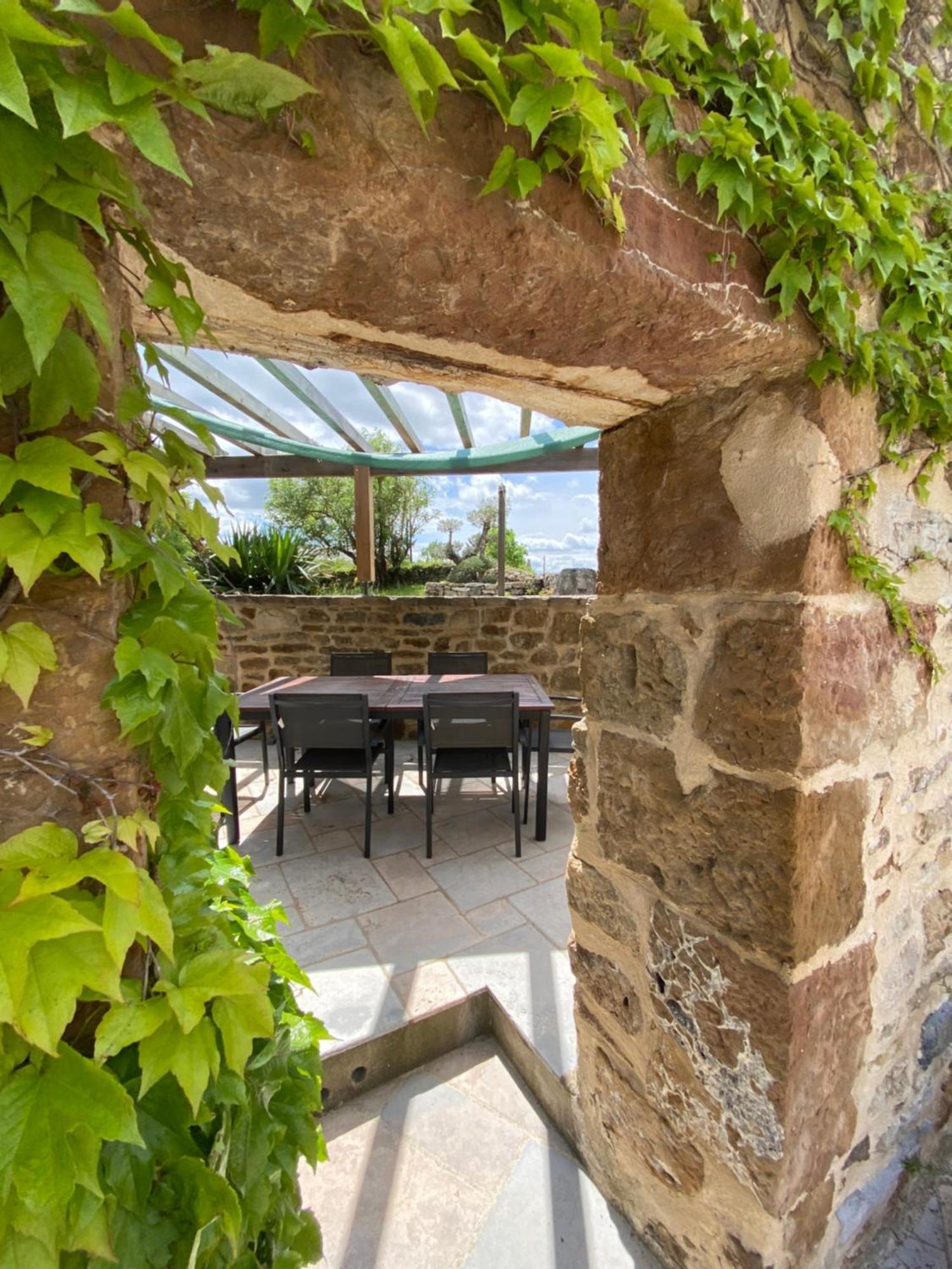 Les Caselles, Gite Et Maison D'Hotes Saint-Beauzely Bagian luar foto
